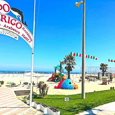 Отель Arabesco 3*