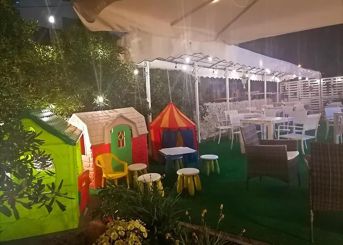 阿拉贝斯克酒店 3*