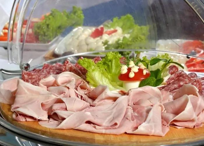 Arabesco فندق ريميني